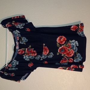 Off shoulder bluse